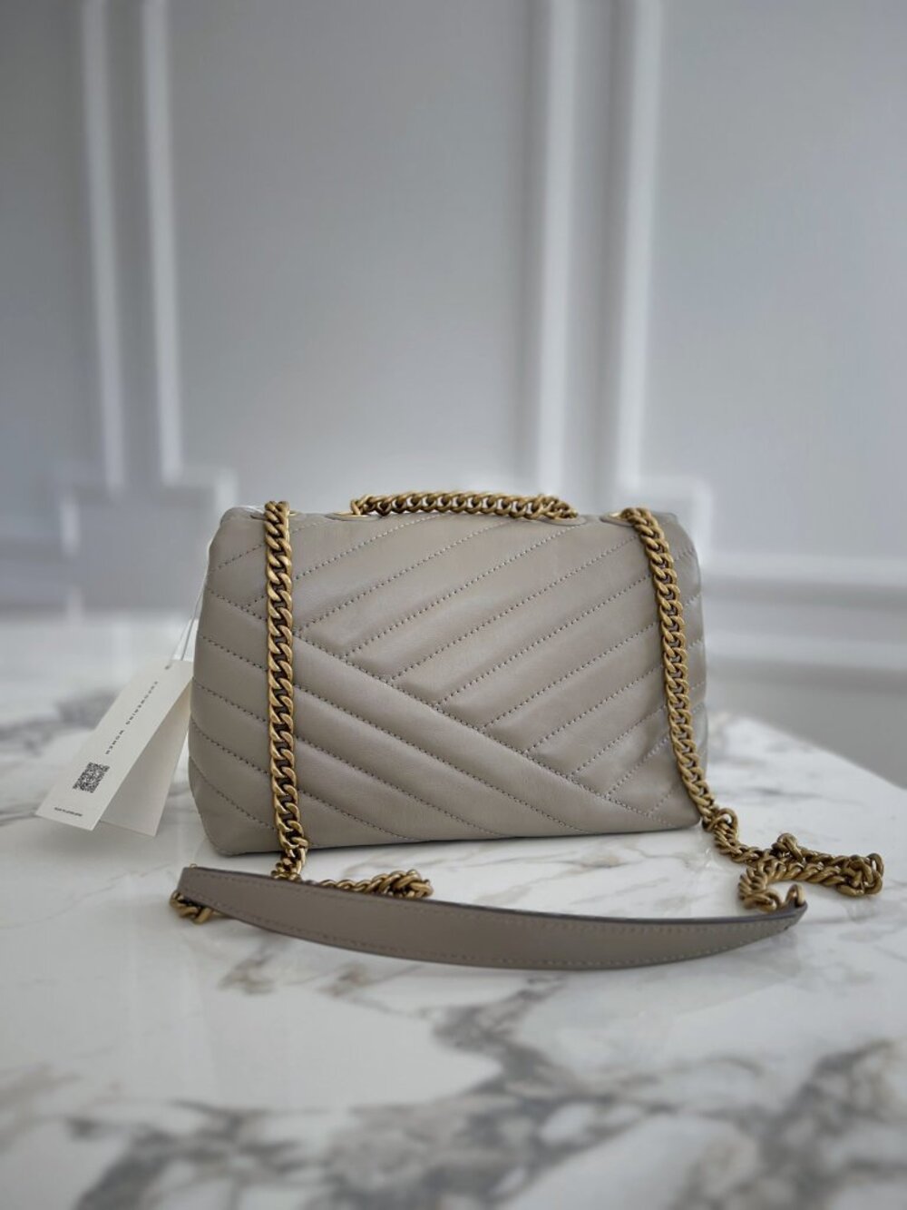NWT - Tory Burch Kira Chevron Small Convertible Shoulder Bag - Grey Heron👜 - Picture 4 of 11